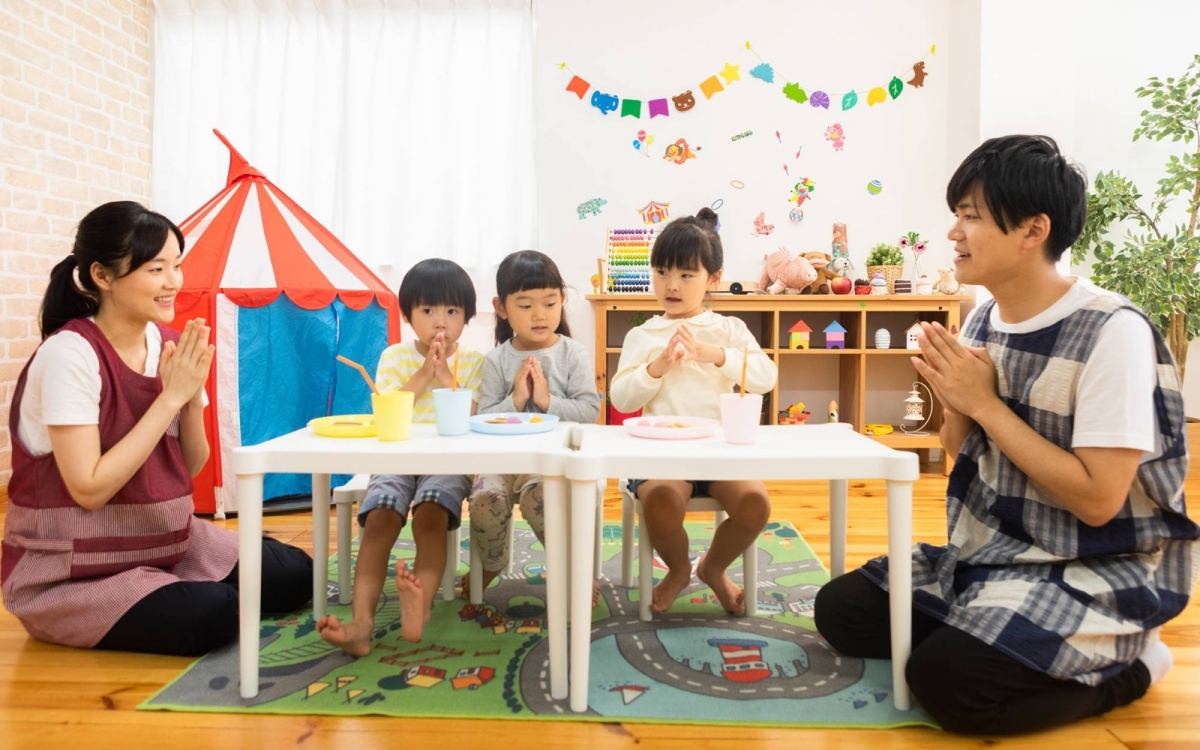 Tỷ lệ nam giới Nhật Bản nghỉ phép chăm con nhỏ cao kỷ lục